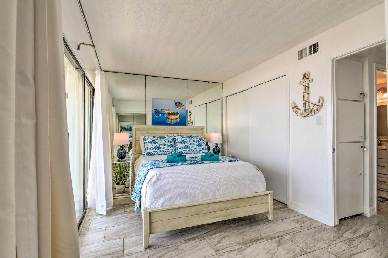 Oceanfront With Balcony And View! Appartement *